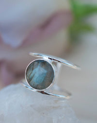 Labradorite Ring * Sterling Silver Ring * Statement Ring * Gemstone Ring * Labradorite * Bridal Ring * Wedding Ring * Organic Ring * BJR005