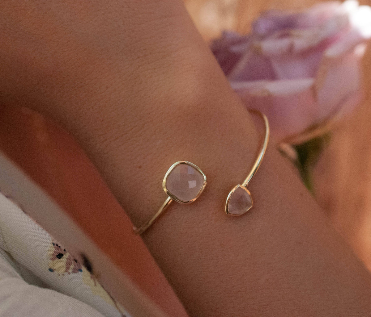 Rose Quartz Bangle Bracelet * Gold Plated 18k or Silver Plated * Gemstone * Gypsy * Hippie * Adjustable * Statement *  Stacking * BJB004B