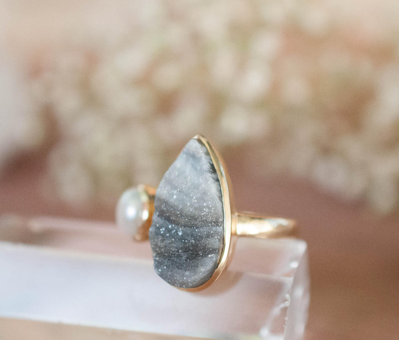 S A L E ** Chalcedony Desert Druzy & Pearl Ring * Gold * Statement *Gemstone * Fresh Water Pearl *Organic* Raw * Handmade*Tear Drop BJR231