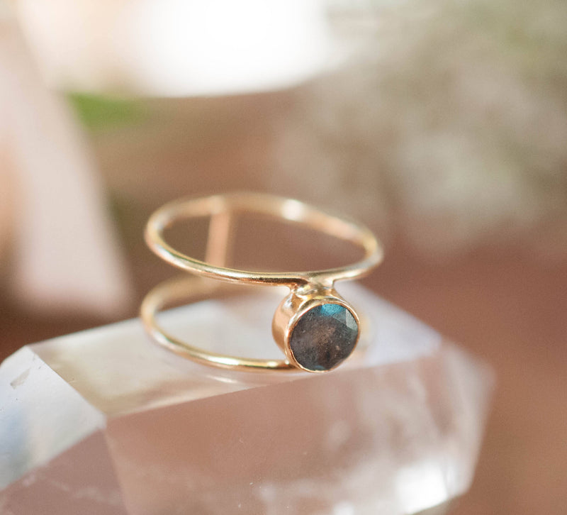 Labradorite Ring * Gold * Statement * Gemstone * Bridesmaid* Bridal * Wedding * Organic * Handmade * Circle * Double Band *Natural * BJR027