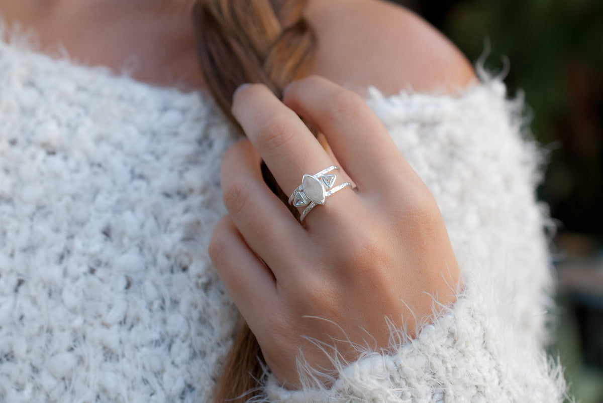Moonstone & White Topaz Ring * Sterling Silver Ring * Statement Ring * Gemstone Ring *  Bridal Ring * Wedding Ring * Organic Ring * BJR150