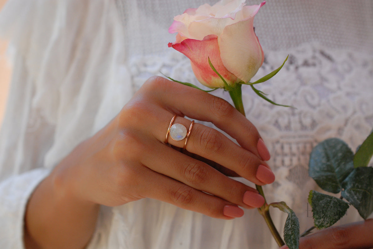 Moonstone Ring * Sterling Siver 925* Statement Ring * Gemstone * Rainbow Moonstone *Bridal Ring * Wedding Ring * Organic * Natural *BJR008