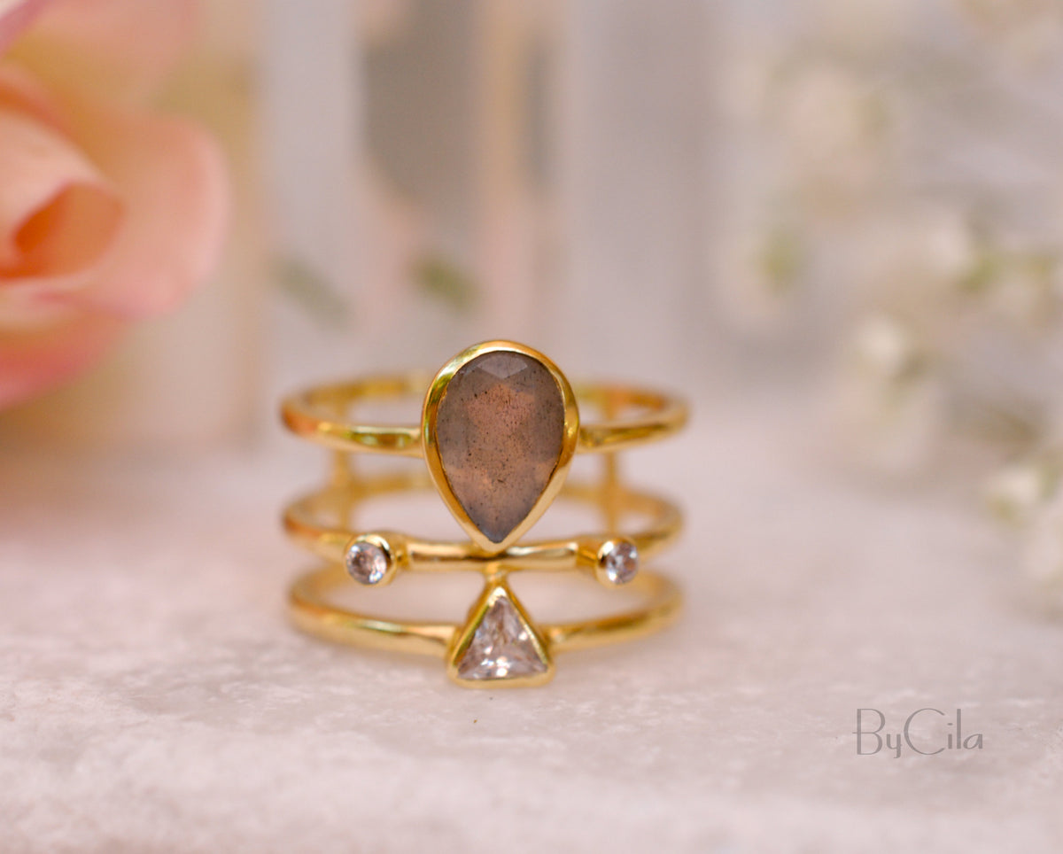 Labradorite & Clear Quartz Ring * Gold Plated Ring * Statement Ring *Gemstone Ring * Labradorite * Bridal Ring *Wedding Ring  * BJR117