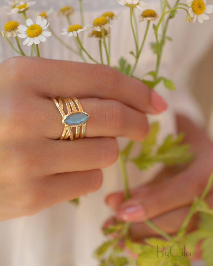 Labradorite Ring * 18k Gold Plated Ring * Statement Ring *Gemstone Ring *Labradorite *Bridal Ring *Organic Ring *Natural *BJR130