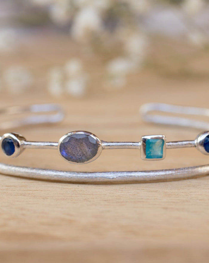 Labradorite, Green White Jade, Sapphire hydro * Bangle Bracelet * Gold Plated and Silver Plated * Gemstone * Adjustable *Statement * BJB031B