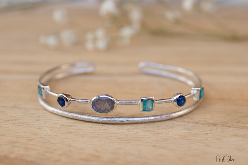 Labradorite, Green White Jade, Sapphire hydro * Bangle Bracelet * Gold Plated and Silver Plated * Gemstone * Adjustable *Statement * BJB031B