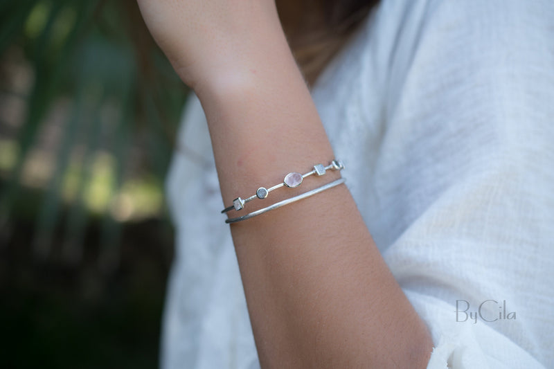 Moonstone, Labradorite & Rose Quartz * Bangle Bracelet * Gold Plated and Silver Plated * Gemstone * Adjustable *Statement * BJB032A