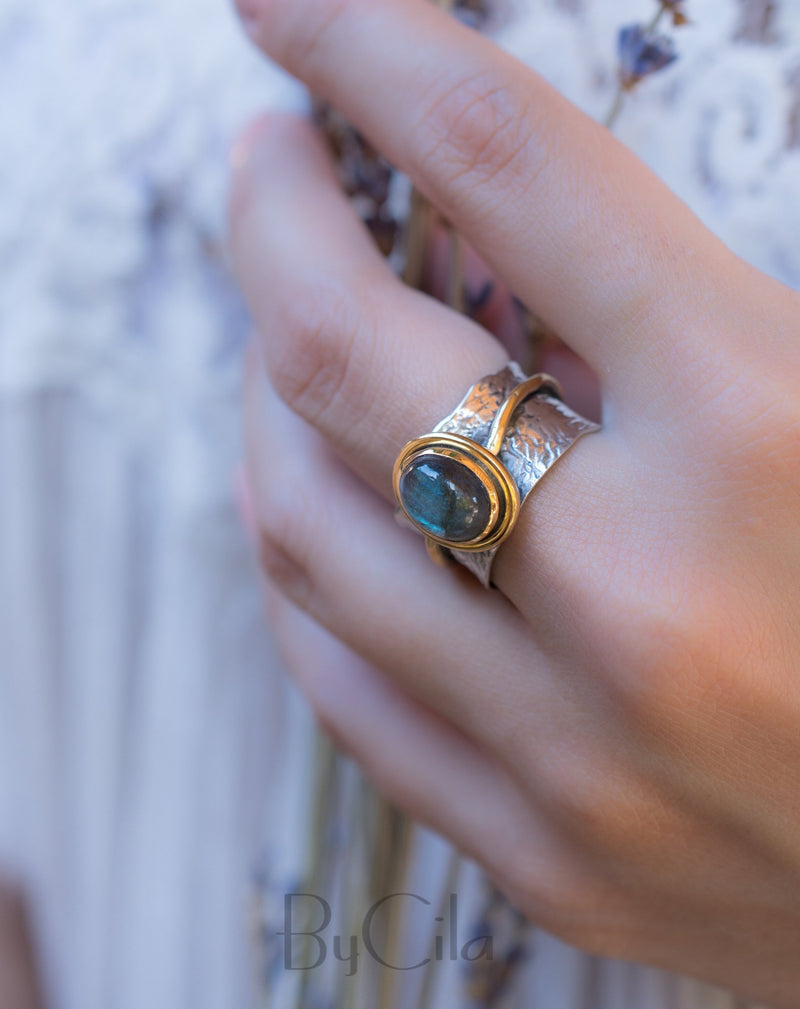 Labradorite ring * Sterling silver ring * Gold Vermeil ring * Wide ring * Handmade ring * Wave band ring *Gift for her * gemstone * BJR208