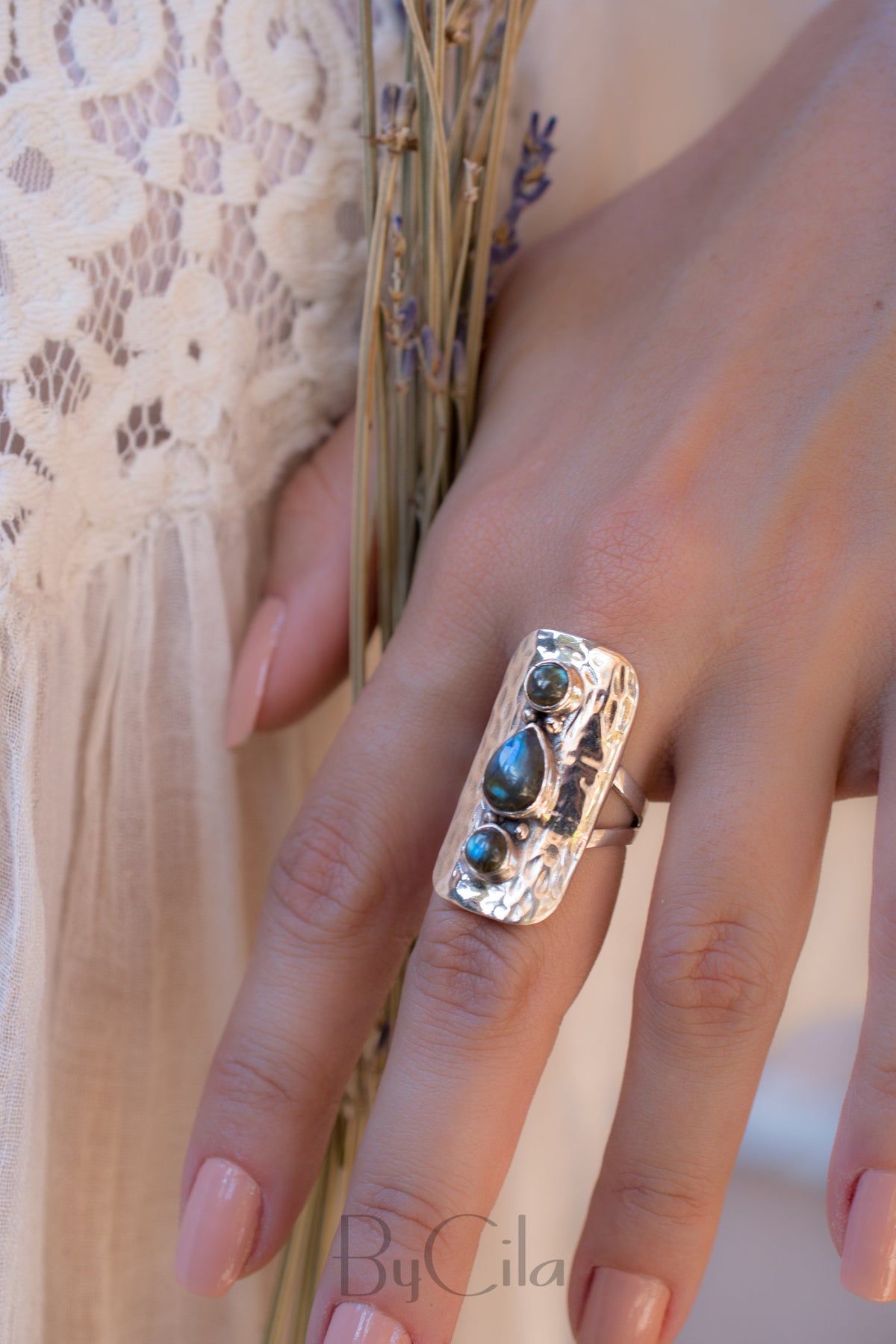 Labradorite Hammered Ring * Sterling Silver 925 * Handmade * Gemstone * Jewelry * Boho *Bohemian *Statement *Hippie *Gift for her BJR037