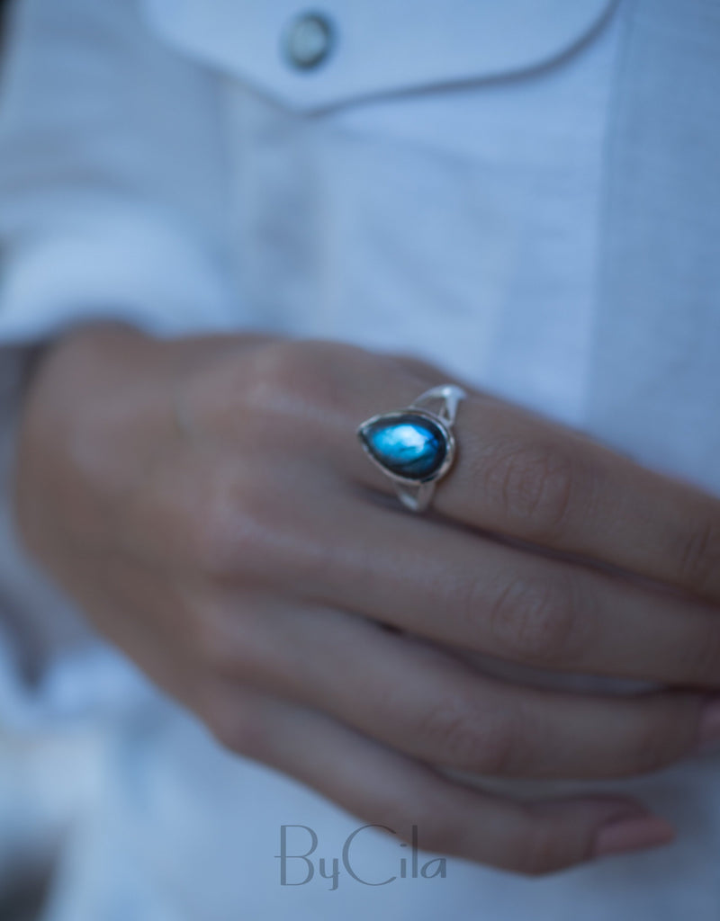 Tear Drop Labradorite Ring * Sterling Silver 925 * Handmade * Gemstone * Jewelry *Boho *Bohemian *Statement *Hippie * Gift for her BJR190