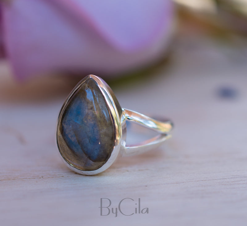 Tear Drop Labradorite Ring * Sterling Silver 925 * Handmade * Gemstone * Jewelry *Boho *Bohemian *Statement *Hippie * Gift for her BJR190