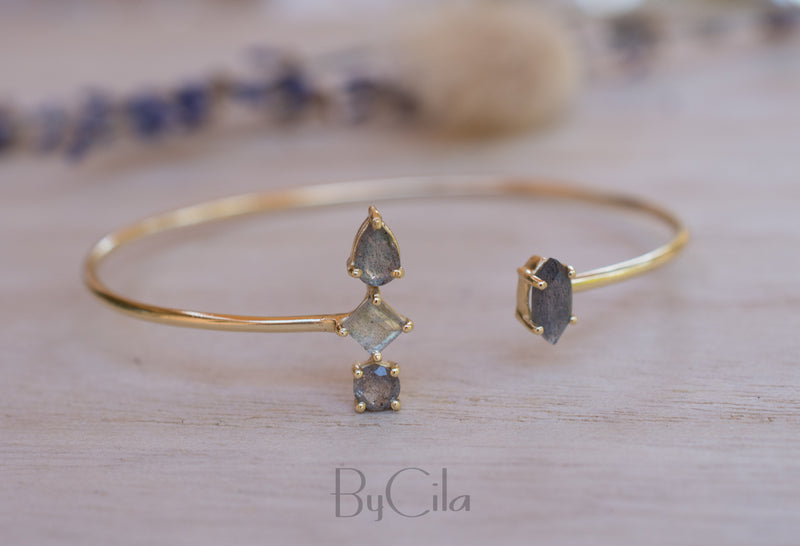 Labradorite Bangle Bracelet * Gold Plated 18K or Rose Gold * Gemstone * Gypsy * Hippie *  Adjustable * Statement *  Stacking * BJB011C