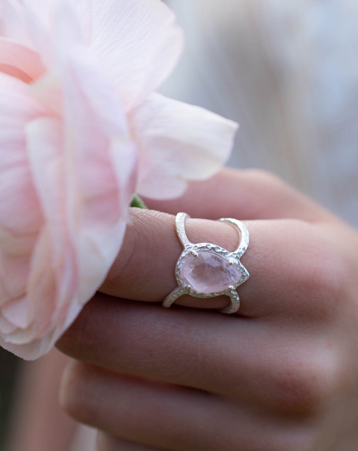 Rose Quartz Ring * Hammered Band * Sterling Silver Ring * Statement Ring * Gemstone Ring * Wedding Ring * Organic Ring * Natura BJR144