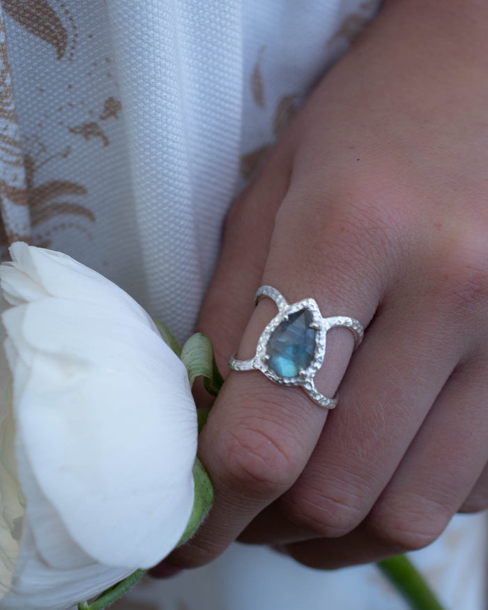 Labradorite Ring * Hammered Band * Sterling  Silver Ring * Statement Ring * Gemstone Ring* Pink* Wedding Ring* Organic Ring * Natural BJR145