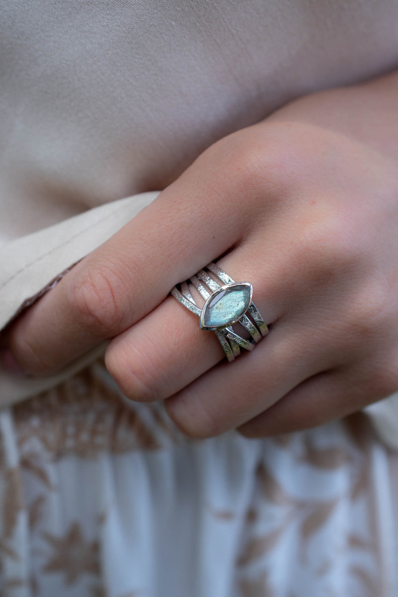 Labradorite Ring * Silver Plated Ring * Statement Ring *Gemstone Ring *Labradorite *Bridal Ring *Organic Ring *Natural BJR134