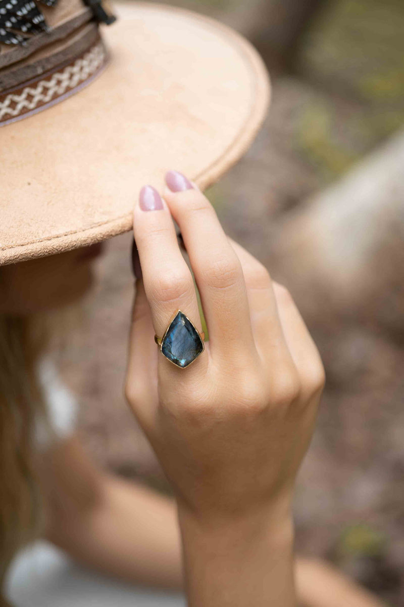 Rainbow Labradorite Ring * Gold Ring * Gemstone * Gold Plated * Statement *Bridal *Wedding * Natural  *Handmade * BJR257