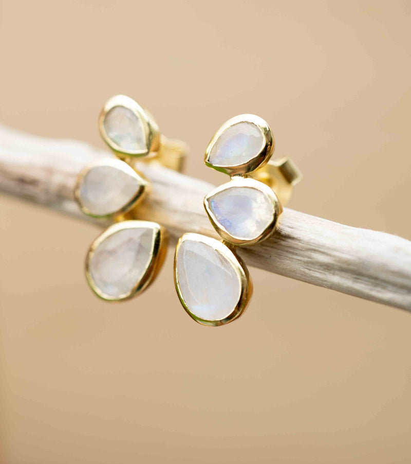Moonstone Stud Earrings Gold Plated 18k * Gemstone * Earrings * Rainbow Moonstone * Handmade * Boho * Modern * BJE174