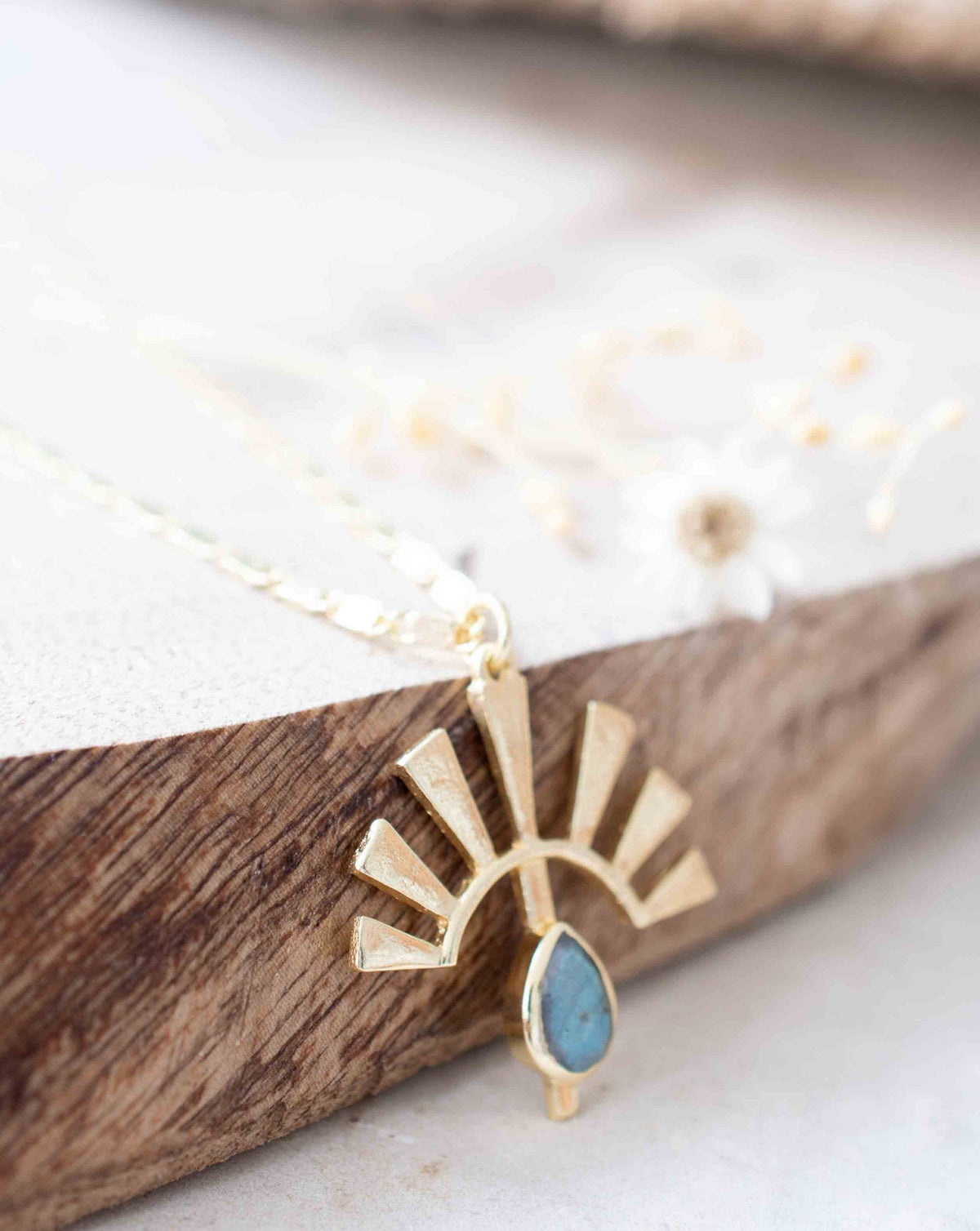 Copper turquoise, Rainbow Moonstone, Rose Quartz or Labradorite Necklace * Gold Plated *Handmade* Layered * BJN122