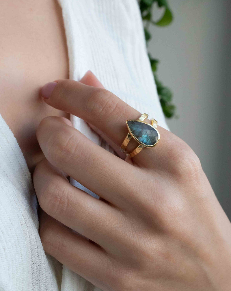 Rainbow Labradorite Ring * Gold Ring * Gemstone * Gold Plated * Statement *Bridal *Wedding * Natural *Handmade * BJR309