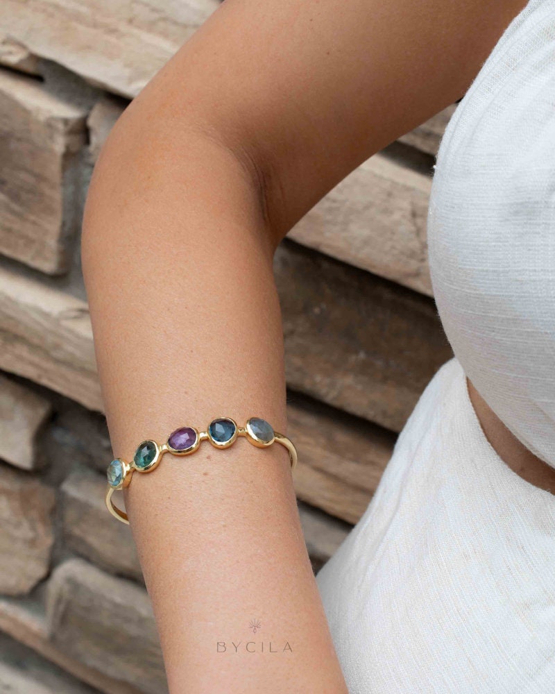 Labradorite, Iolite hydro, Amethyst, Green Tourmaline hydro & Blue Topaz Bangle Bracelet * Gold Plated * Gemstone * Adjustable * BJB057