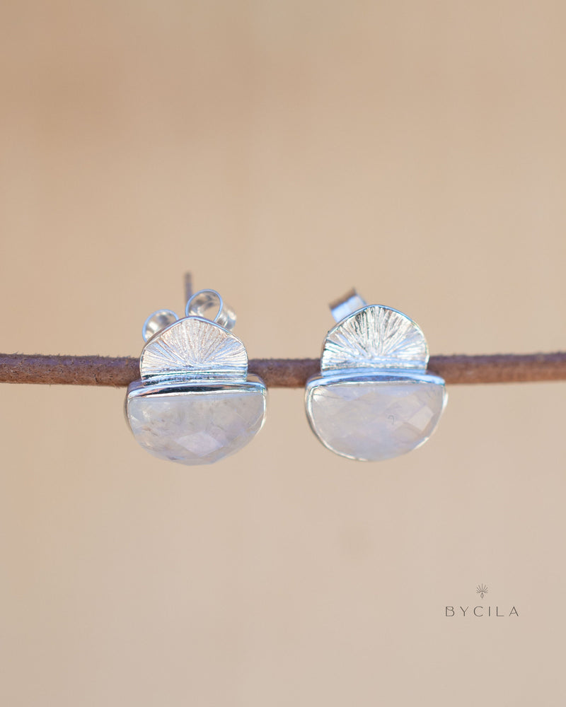 Moonstone Stud Earrings Gold Plated 18k or Sterling Silver 925 * Gemstone * Earrings * Rainbow Moonstone * Handmade * Boho * Modern * BJE158