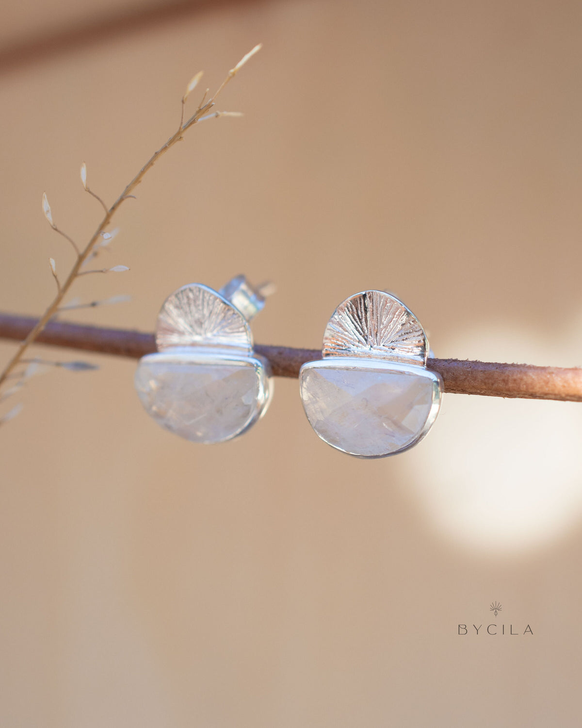 Moonstone Stud Earrings Gold Plated 18k or Sterling Silver 925 * Gemstone * Earrings * Rainbow Moonstone * Handmade * Boho * Modern * BJE158