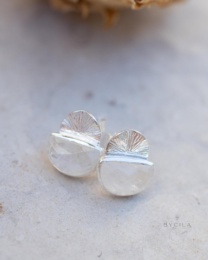 Moonstone Stud Earrings Gold Plated 18k or Sterling Silver 925 * Gemstone * Earrings * Rainbow Moonstone * Handmade * Boho * Modern * BJE158